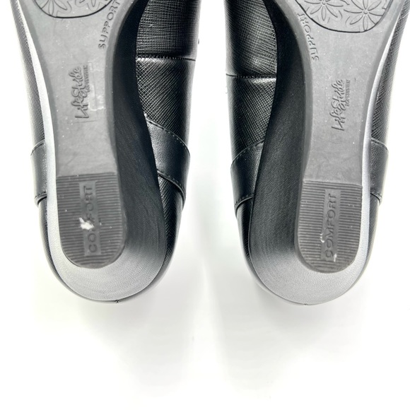 7 WIDE Life Stride Women's Dreams Black Faux Vegan Leather Wedge Pumps Heels - Picture 11 of 13